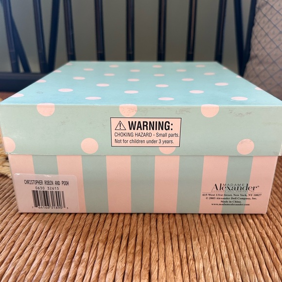 Madame Alexander Christopher Robin doll - Picture 5 of 6